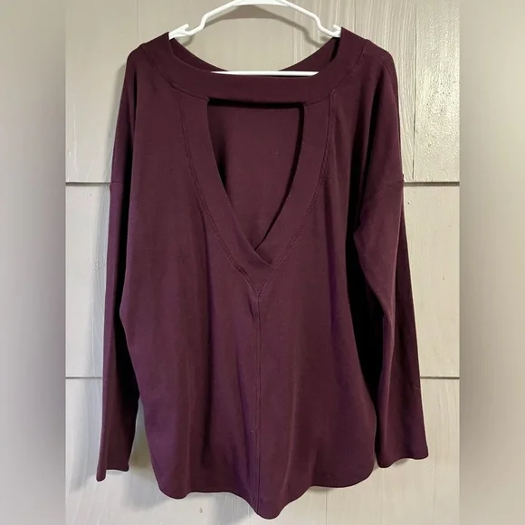 Athleta Presence Sweatshirt in Spiced Cabernet - Picture 7 of 7